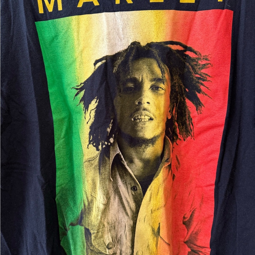 Vintage Black Bob Marley Graphic T-Shirt - Picture 2 of 5
